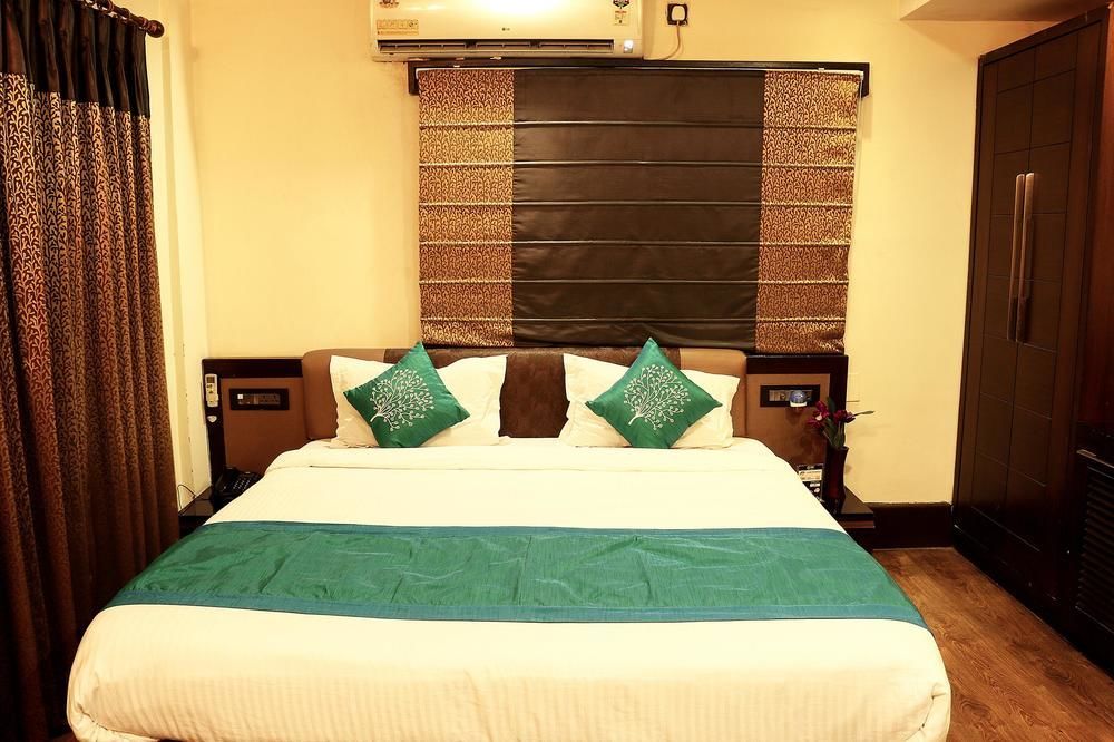 Oyo Premium New Alipore South 3*