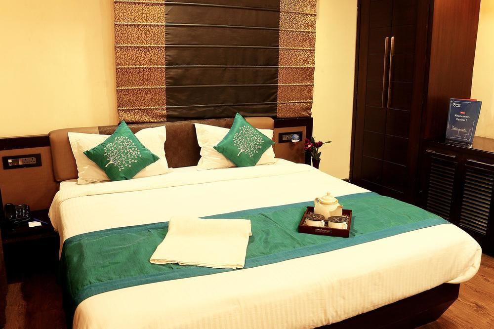 Oyo Premium New Alipore South Hotel 3*